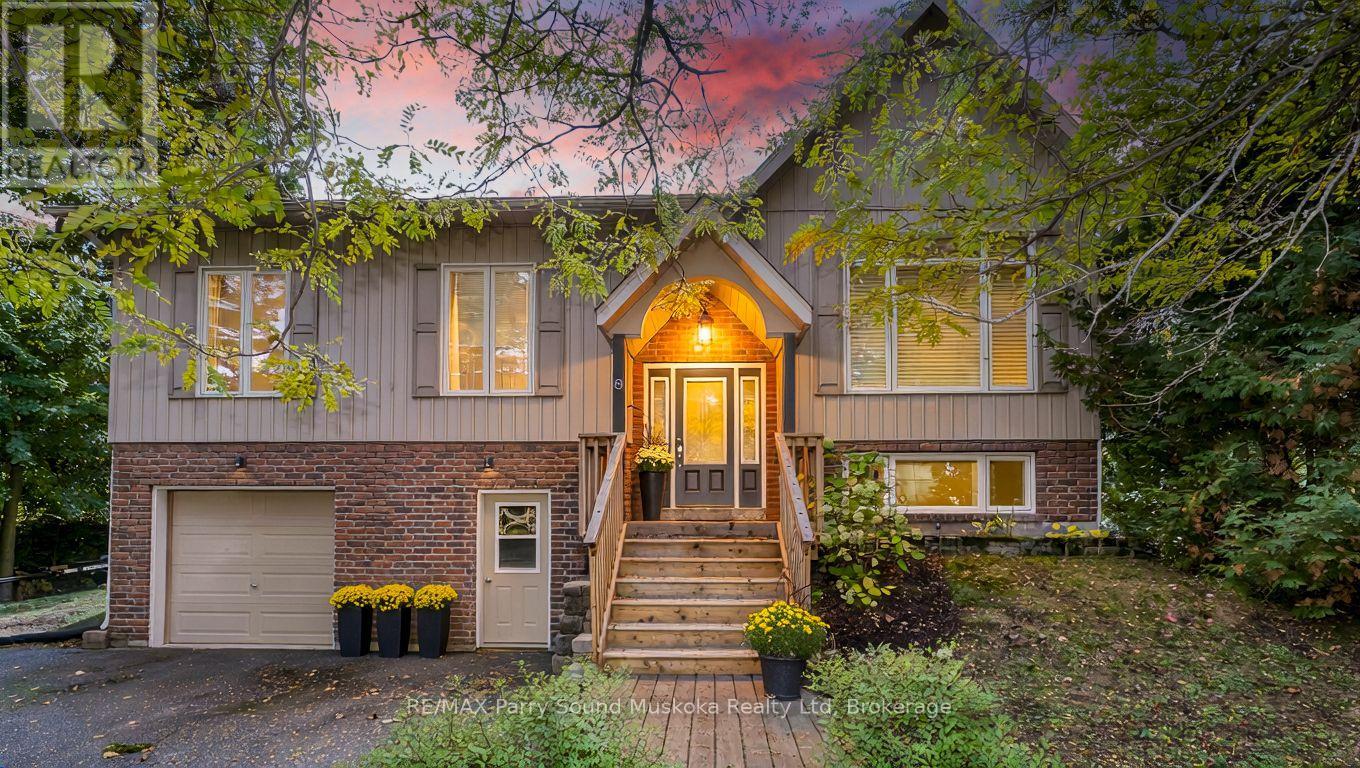 8 ANSLEY STREET Property Photo 1
