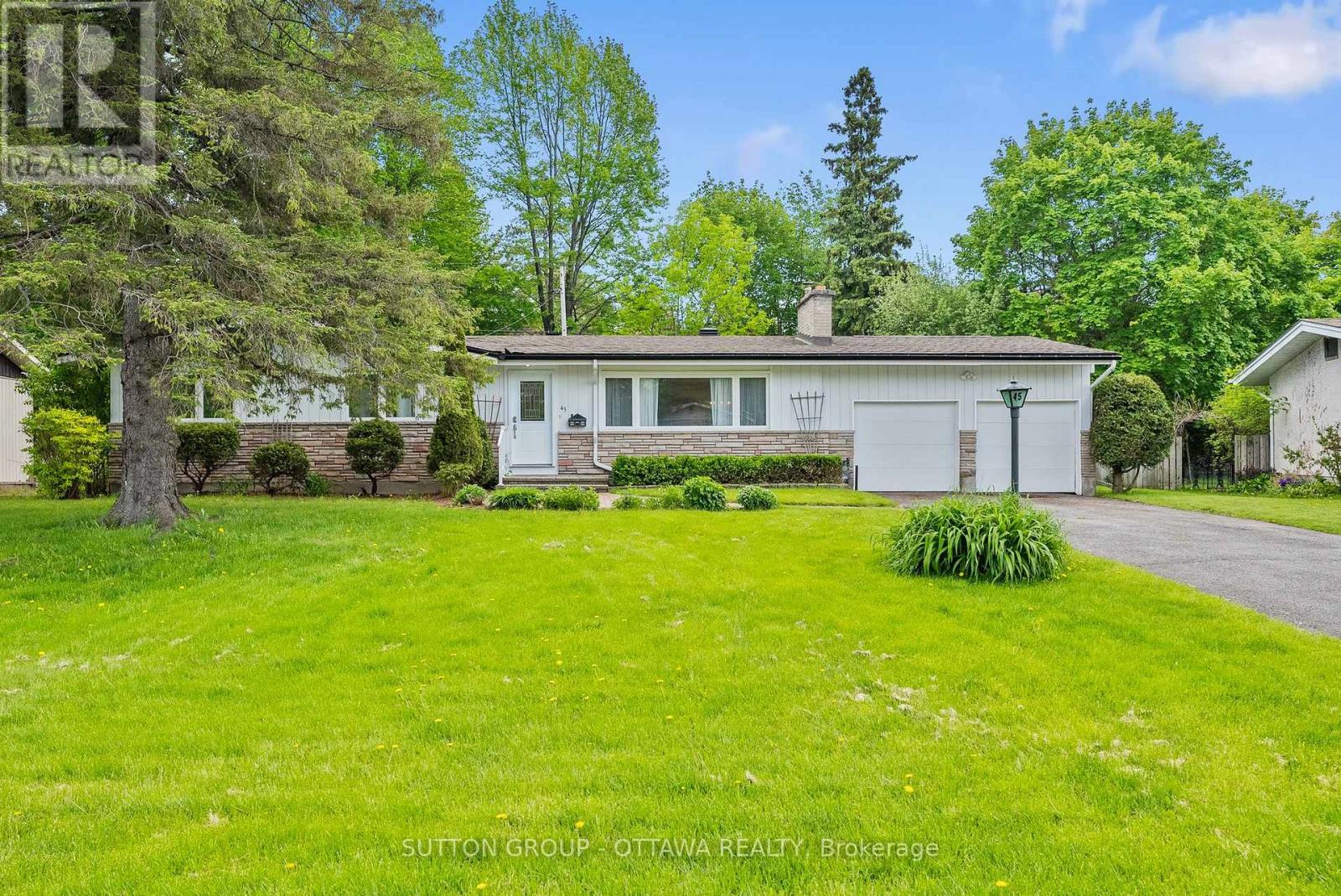 45 Larkspur Drive Property Photo 1