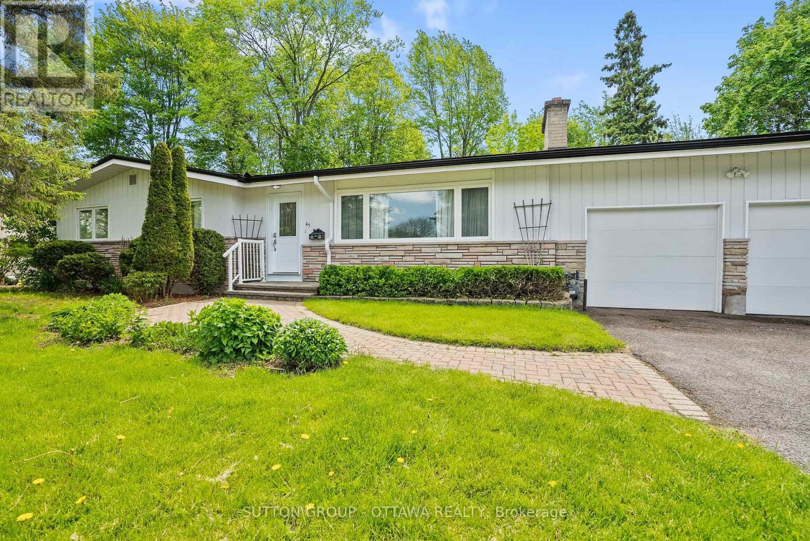 45 Larkspur Drive Property Photo 2