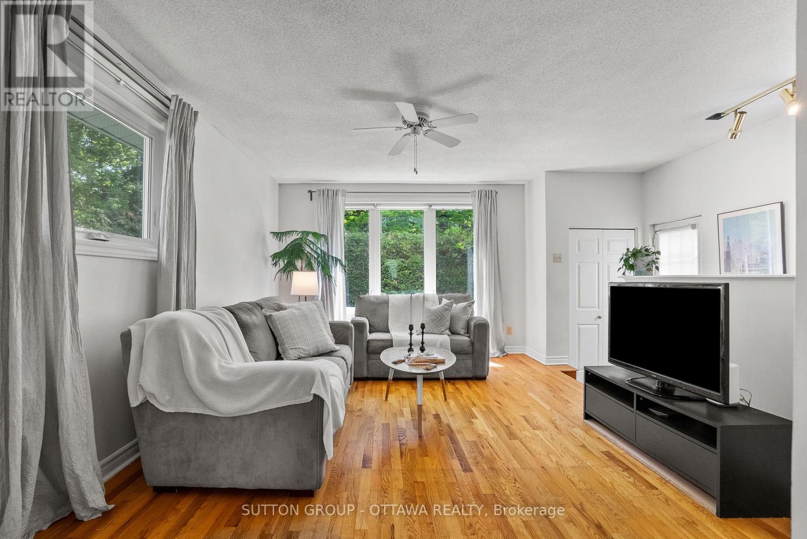 45 Larkspur Drive Property Photo 18