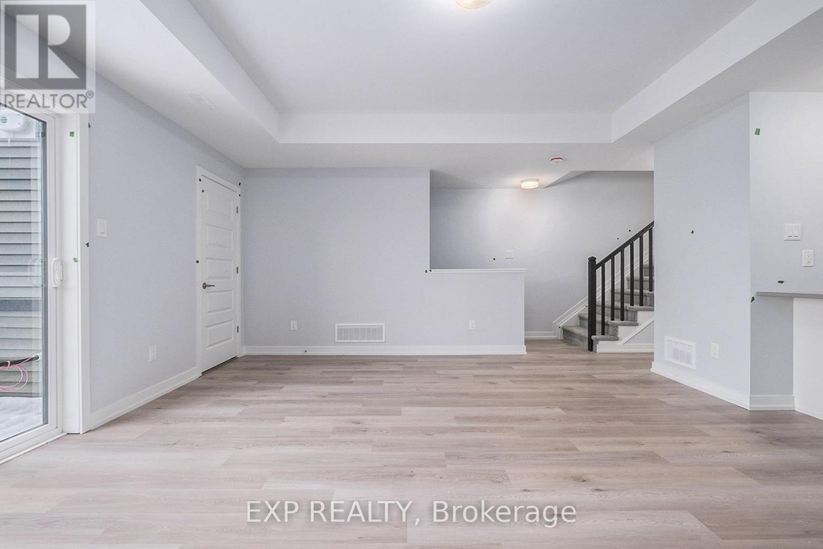 6538 Linseed Road Property Photo 4