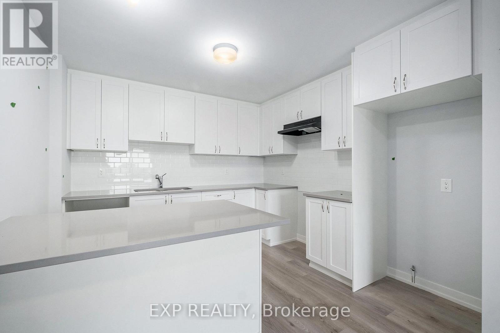 6538 Linseed Road Property Photo 10