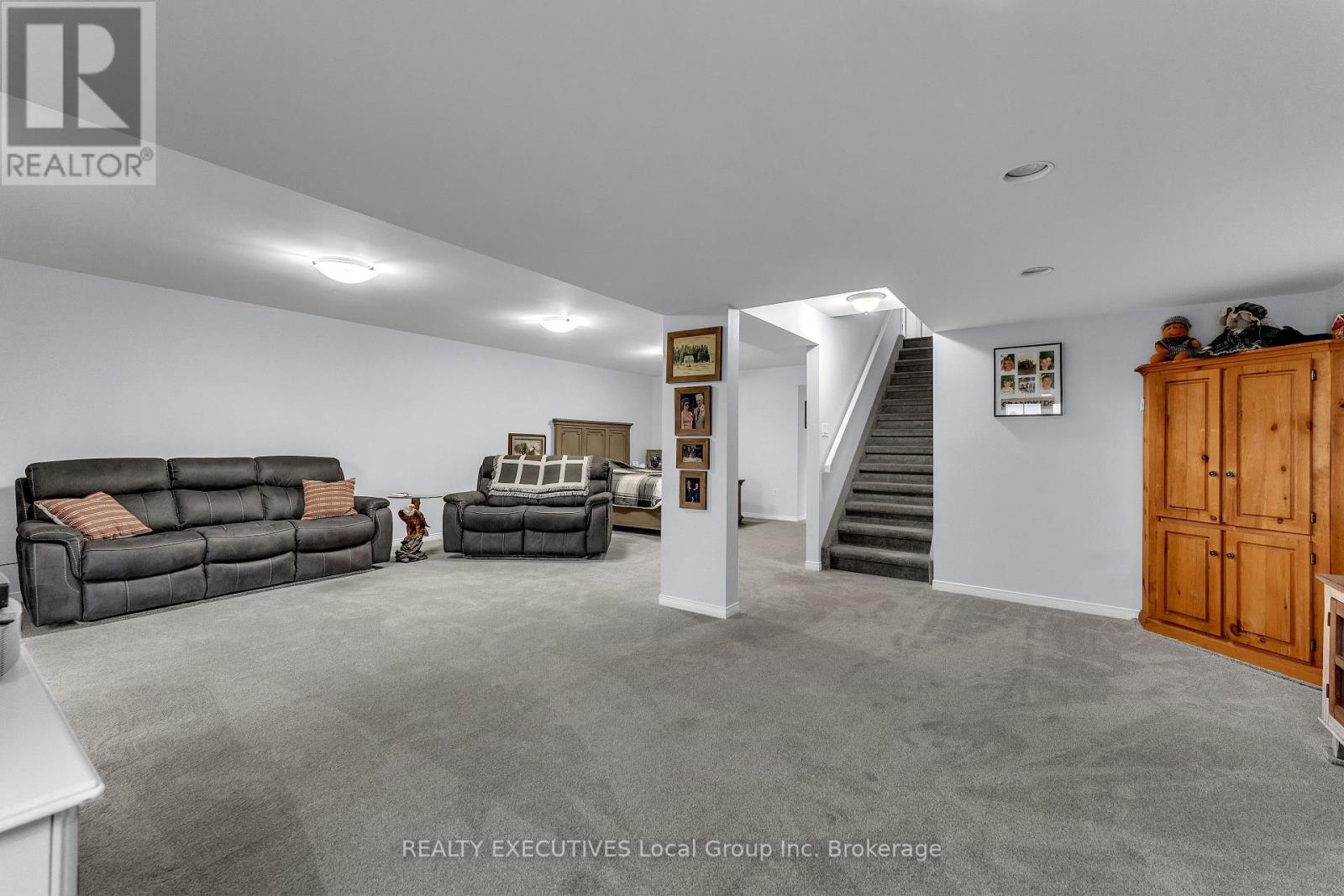 87 Fairway Drive Property Photo 35
