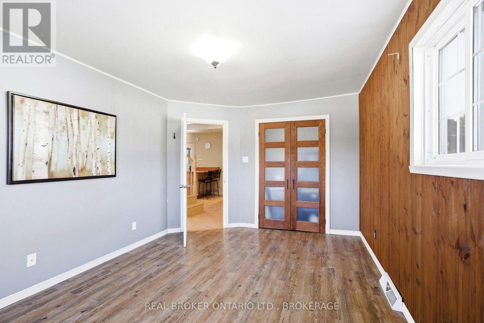 25 Dunbar Avenue Property Photo 14