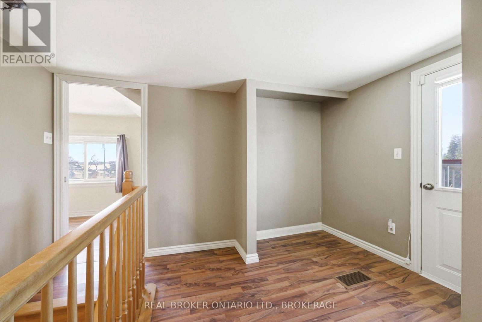 25 Dunbar Avenue Property Photo 18