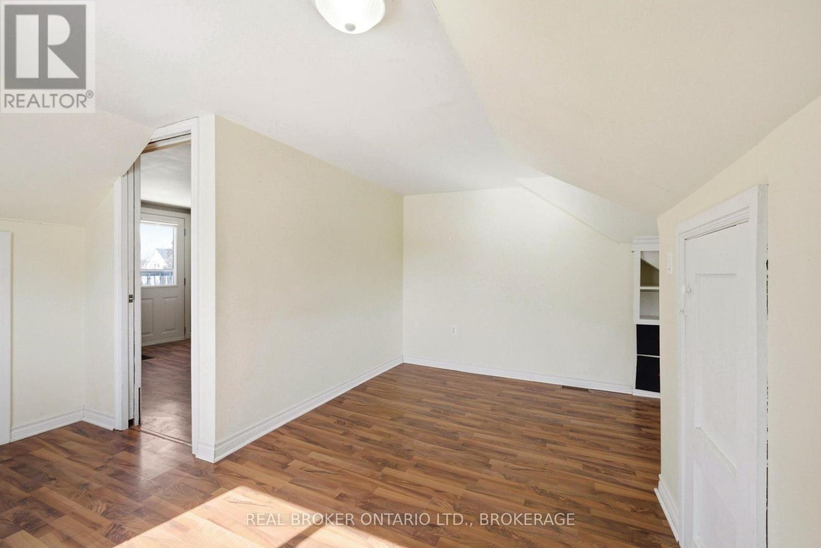 25 Dunbar Avenue Property Photo 20