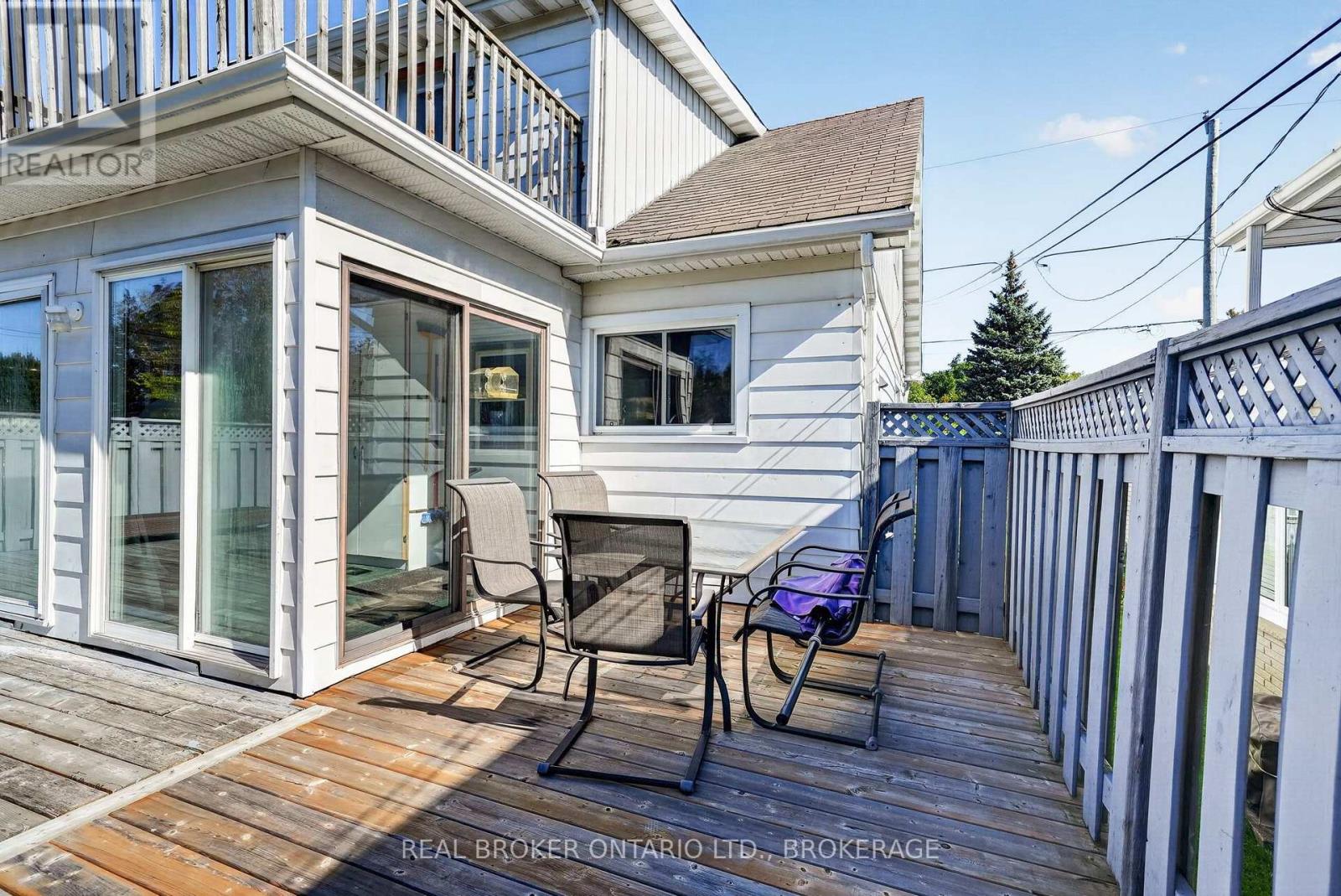 25 Dunbar Avenue Property Photo 37