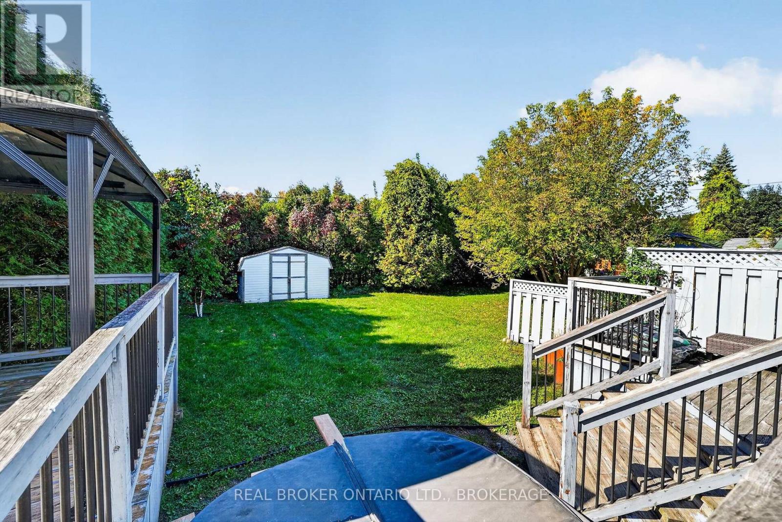 25 Dunbar Avenue Property Photo 40
