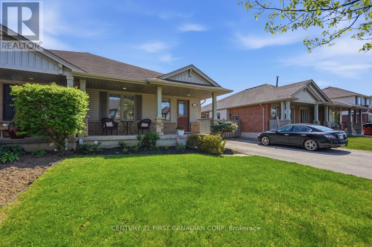 30 Pear Tree Avenue Property Photo 4