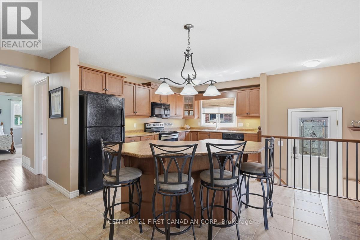 30 Pear Tree Avenue Property Photo 15