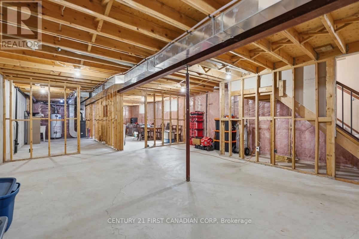 30 Pear Tree Avenue Property Photo 35