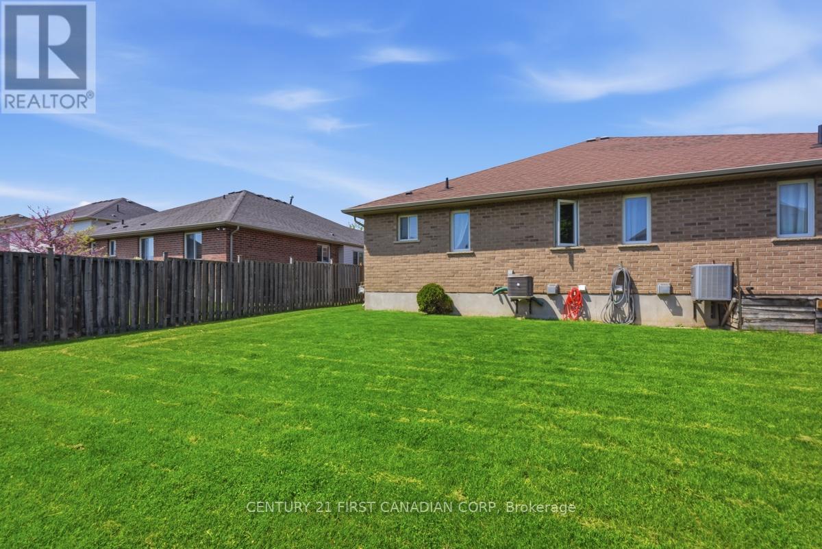 30 Pear Tree Avenue Property Photo 39