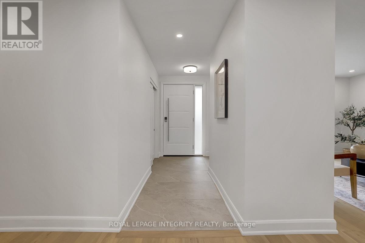 8 Brian Crescent Property Photo 3