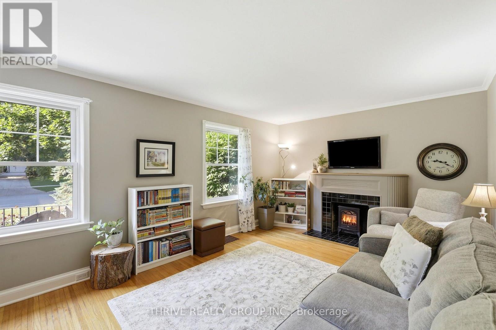 164 Devonshire Avenue Property Photo 4
