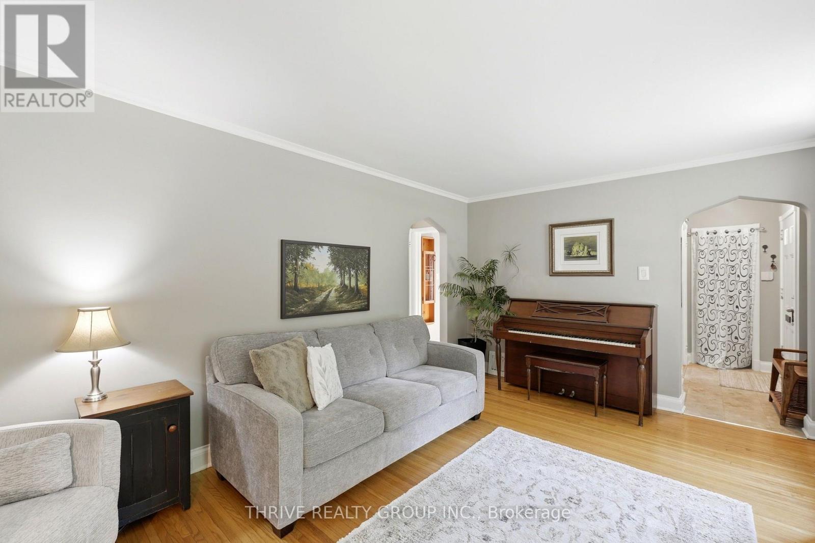 164 Devonshire Avenue Property Photo 7