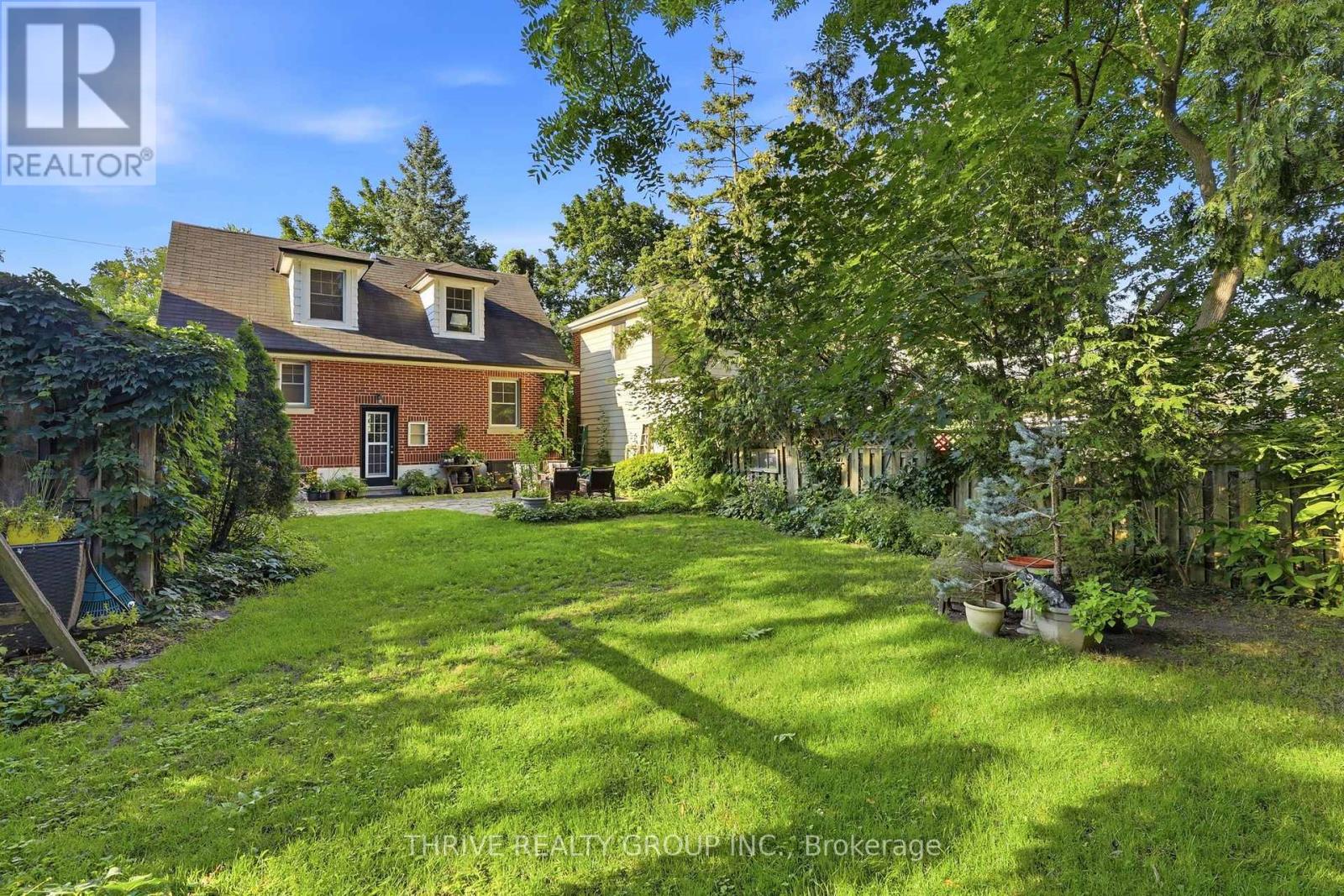 164 Devonshire Avenue Property Photo 26