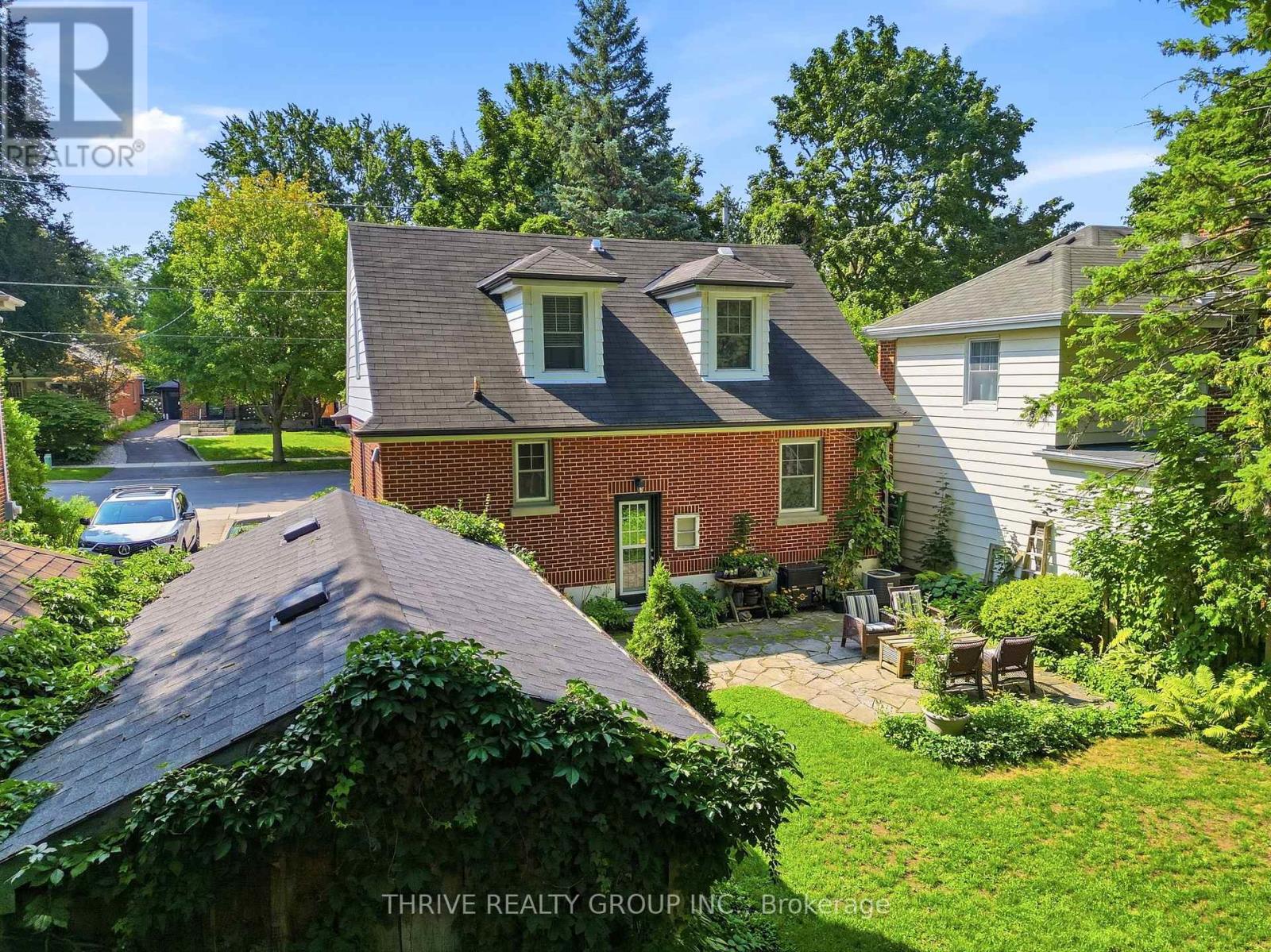 164 Devonshire Avenue Property Photo 28