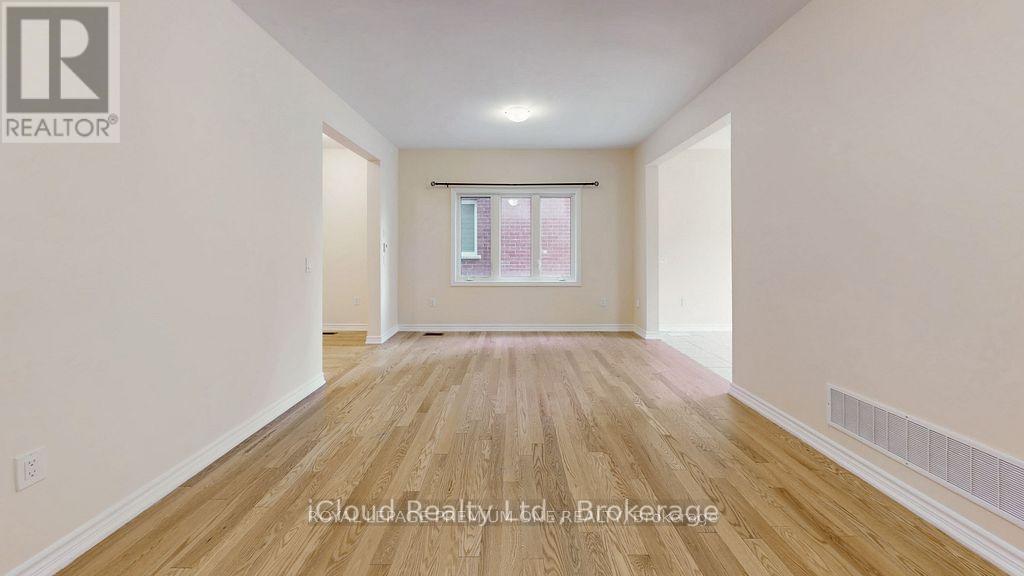 344 Ridley Crescent Property Photo 4