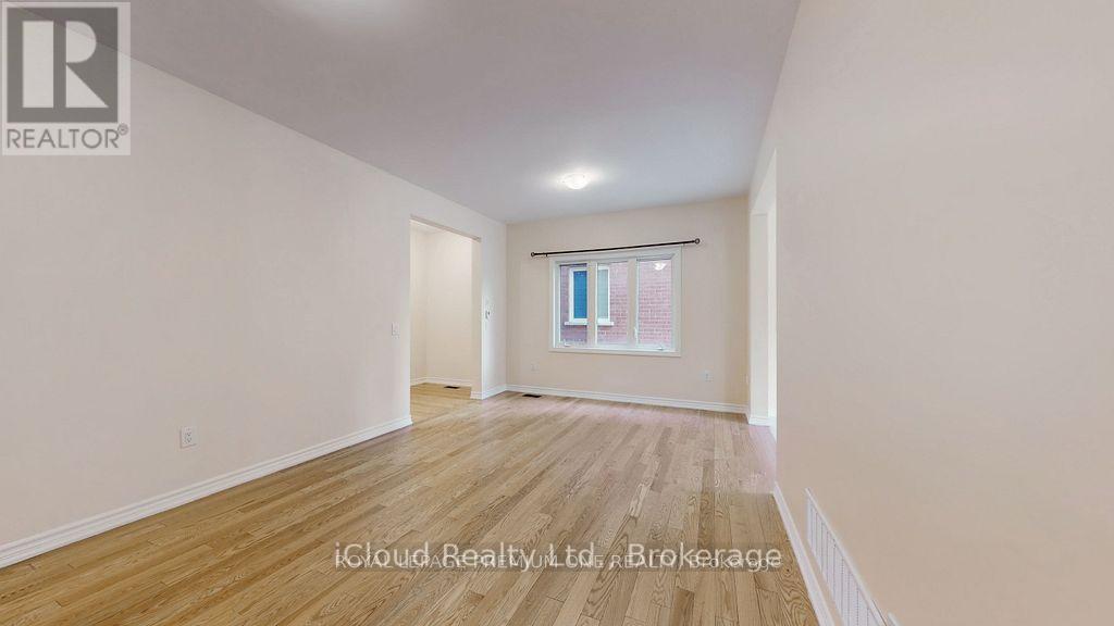 344 Ridley Crescent Property Photo 5