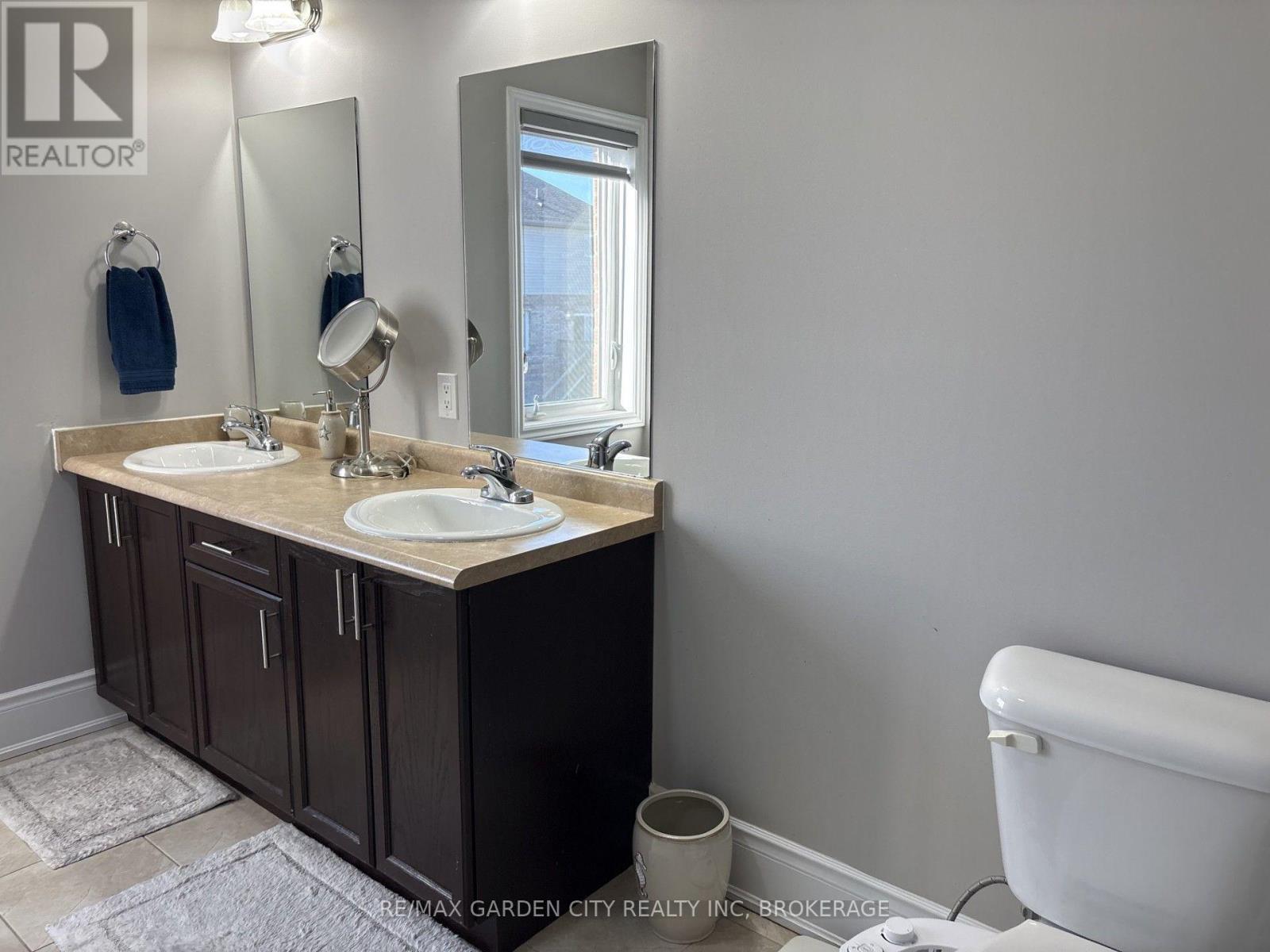 39 Sunset Way Property Photo 13