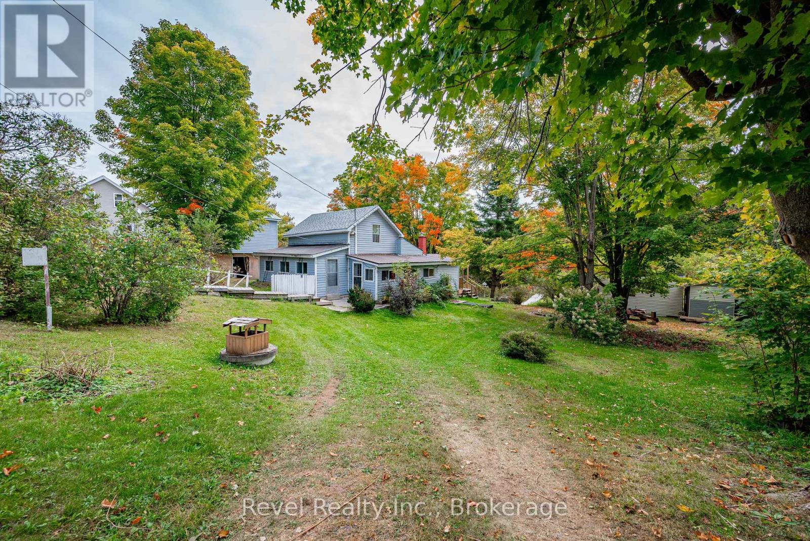 14 Richmond Street E Property Photo 1