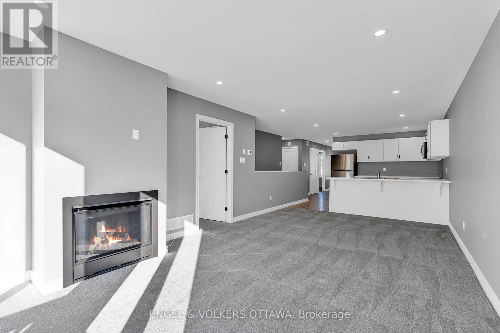 102 Seabert Drive Property Photo 11
