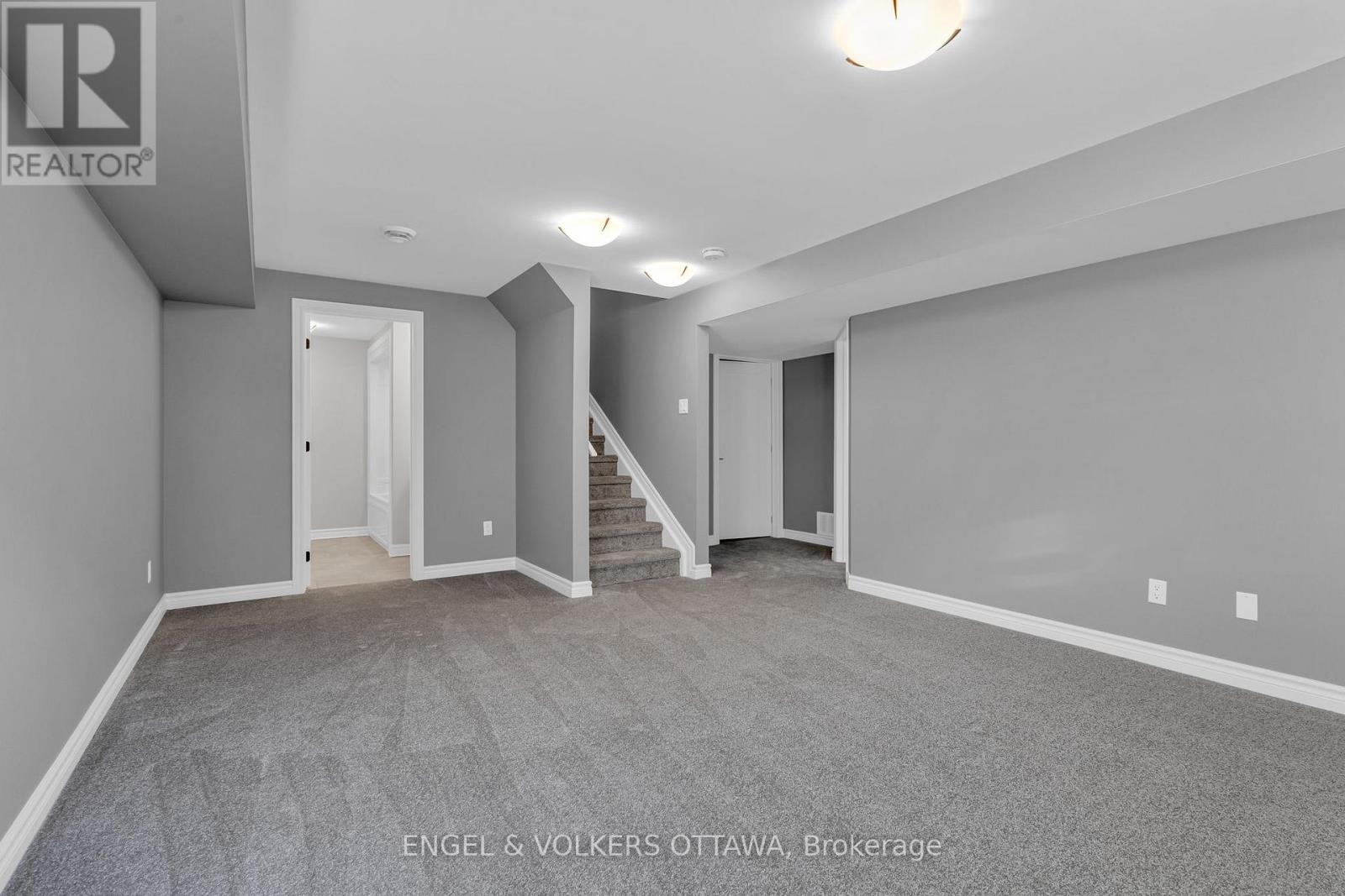 102 Seabert Drive Property Photo 18