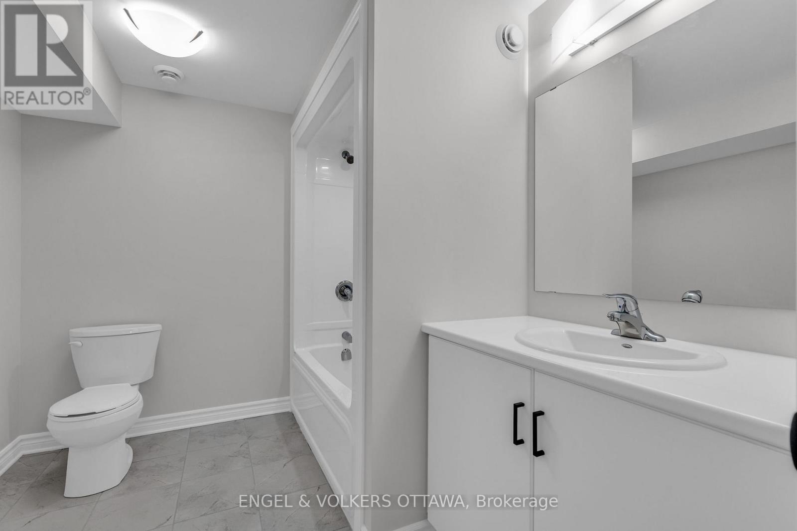 102 Seabert Drive Property Photo 21
