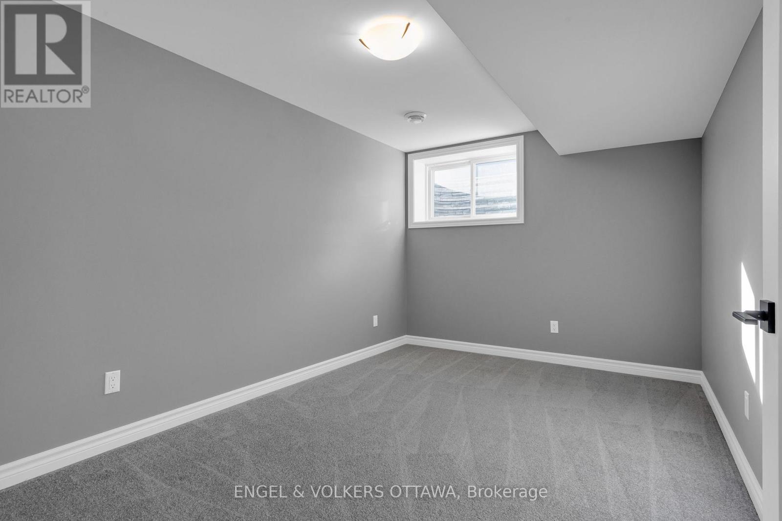 102 Seabert Drive Property Photo 23