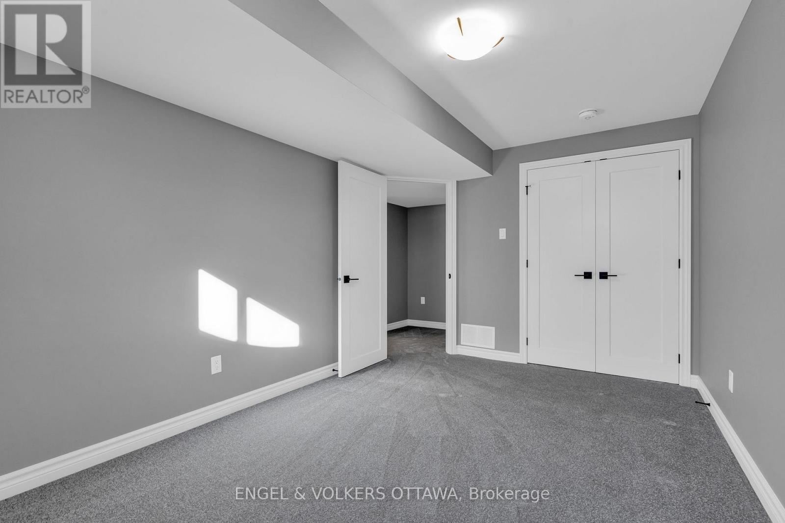 102 Seabert Drive Property Photo 24