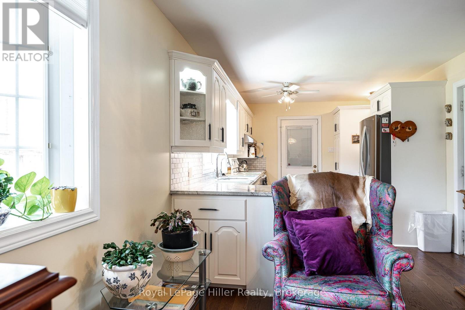 5 Moore Street Property Photo 25