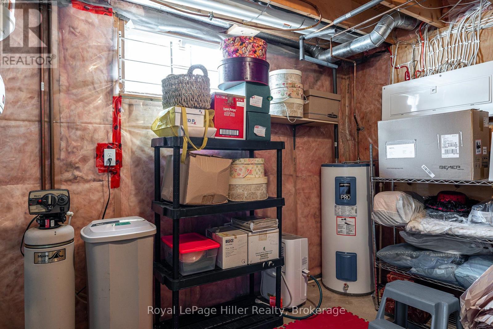 5 Moore Street Property Photo 43
