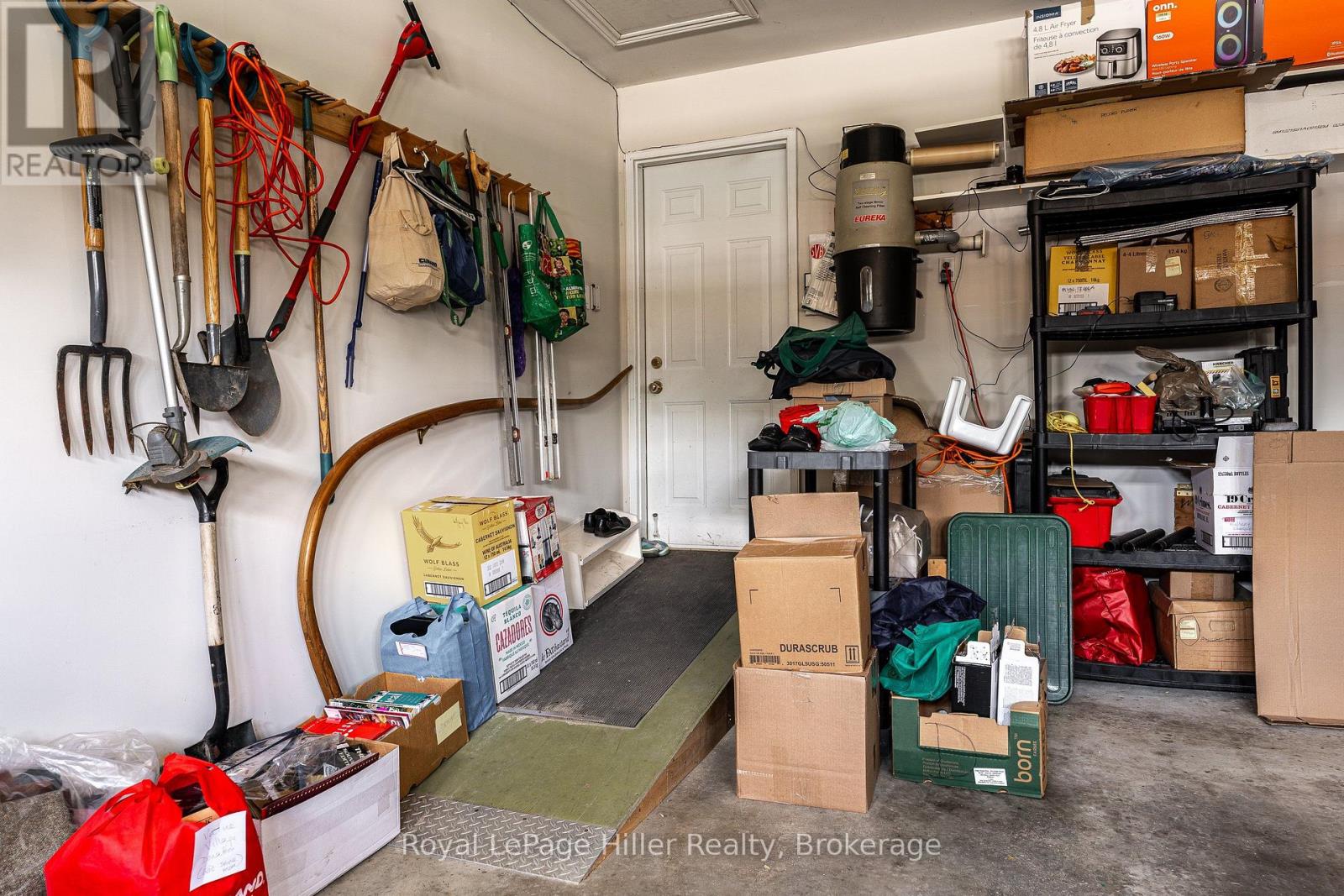 5 Moore Street Property Photo 46