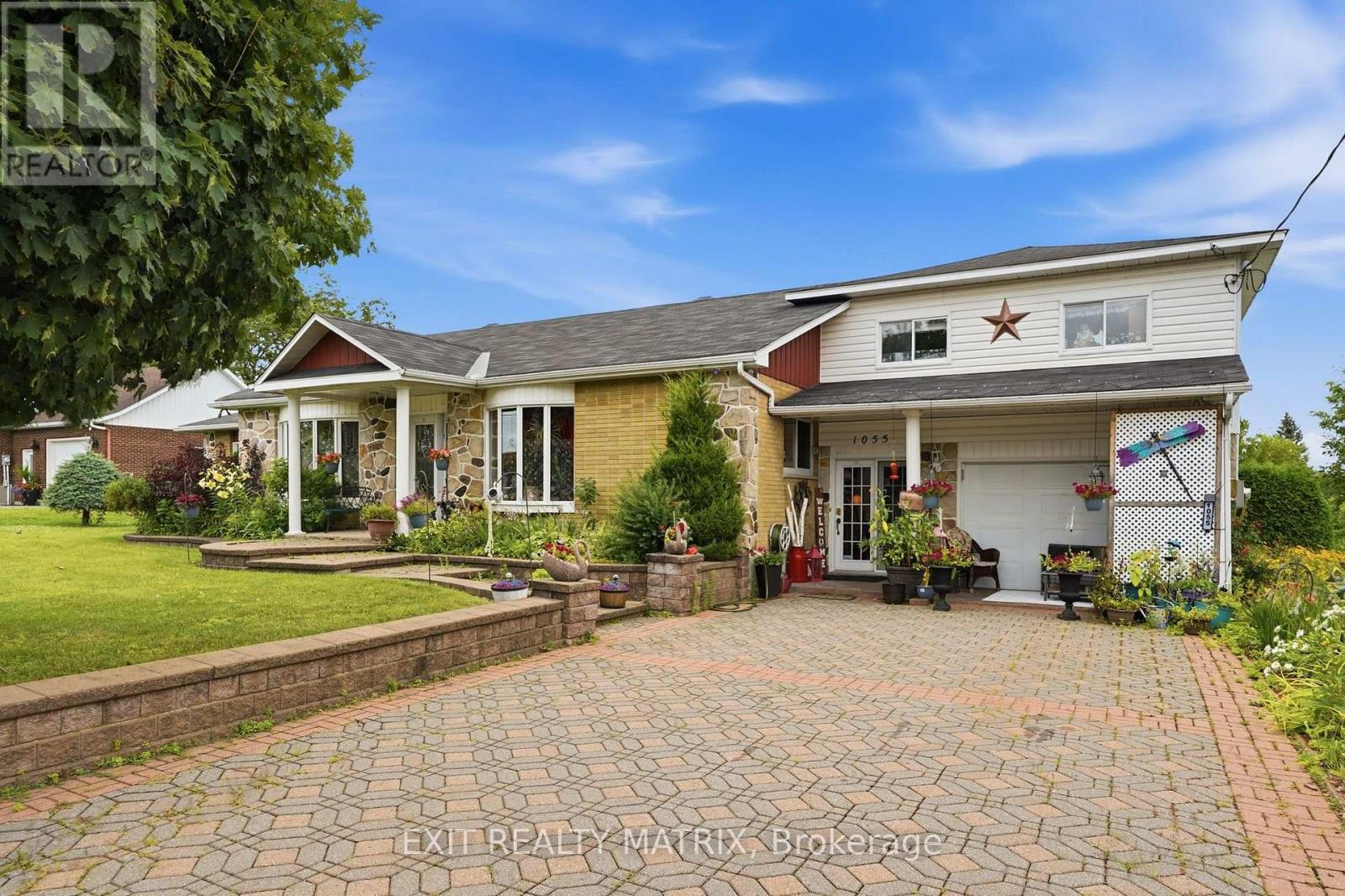 1055 Victoria Street Property Photo 1