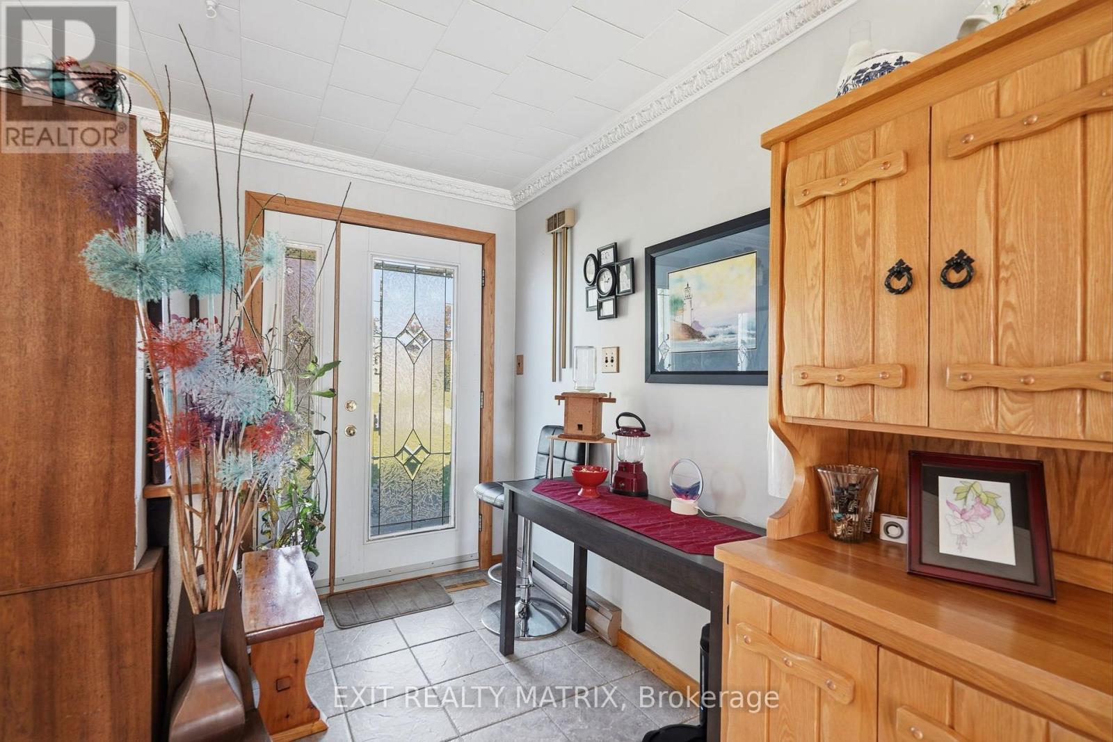 1055 Victoria Street Property Photo 5
