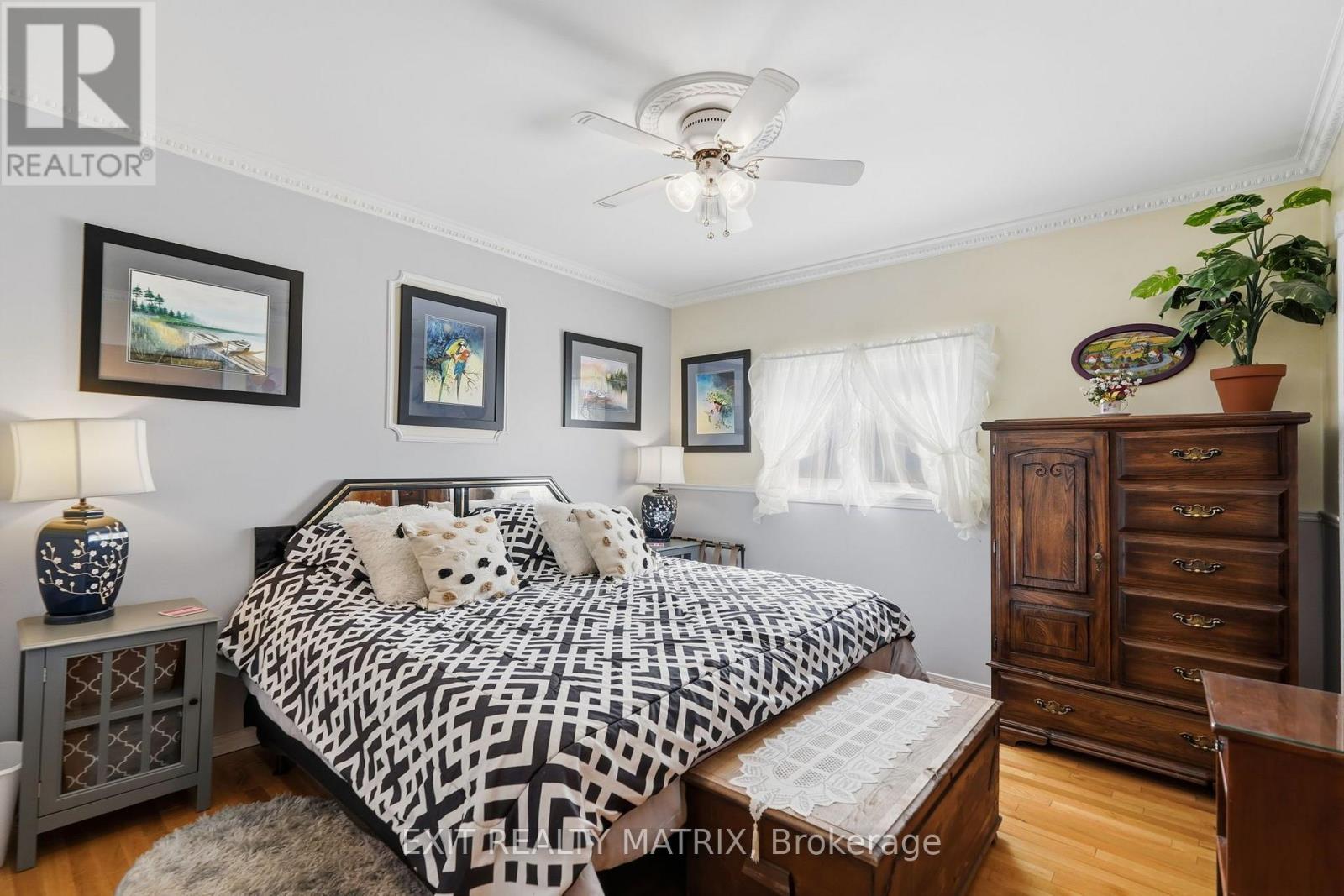 1055 Victoria Street Property Photo 16