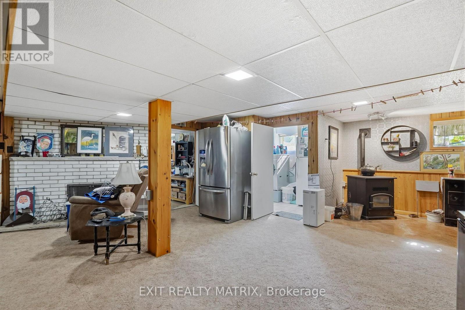 1055 Victoria Street Property Photo 22