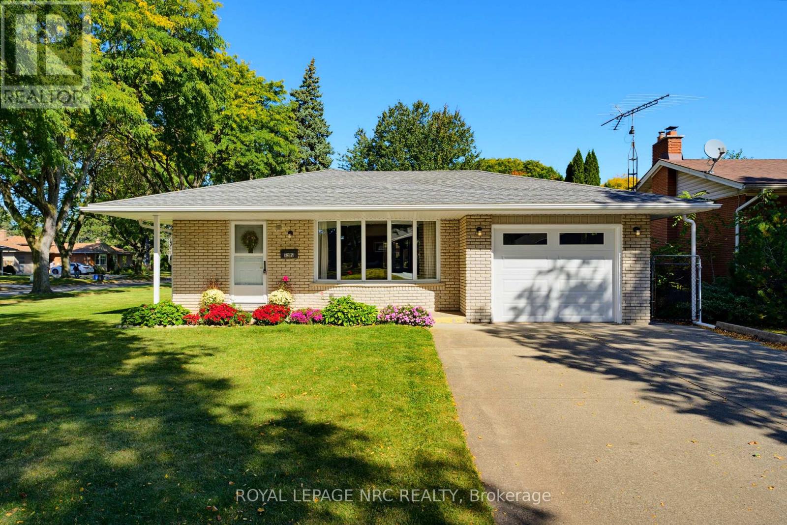 6395 Glengate Street Property Photo 1