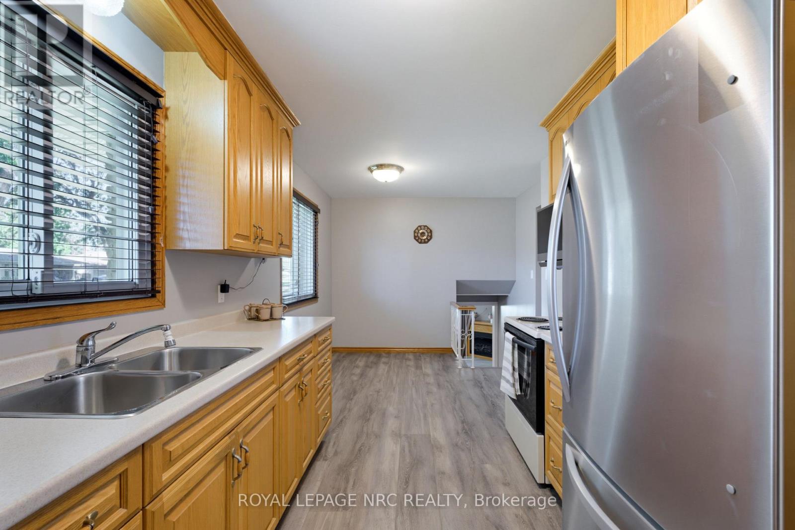 6395 Glengate Street Property Photo 14