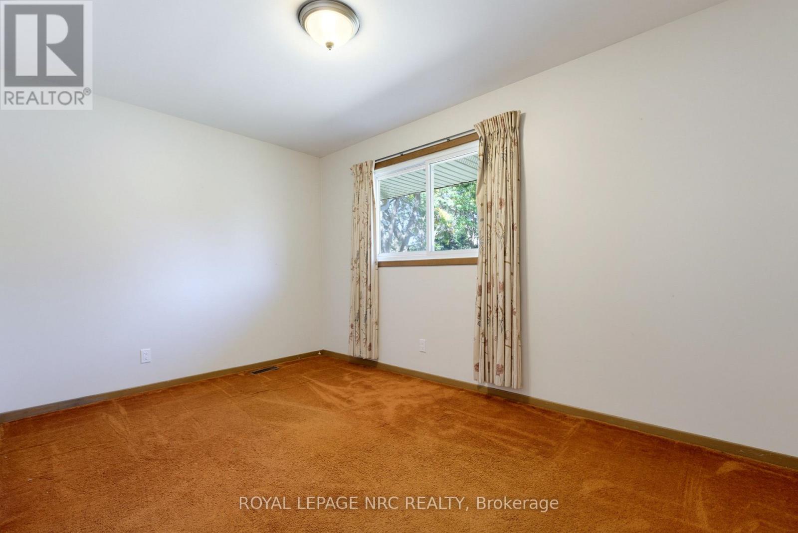 6395 Glengate Street Property Photo 23