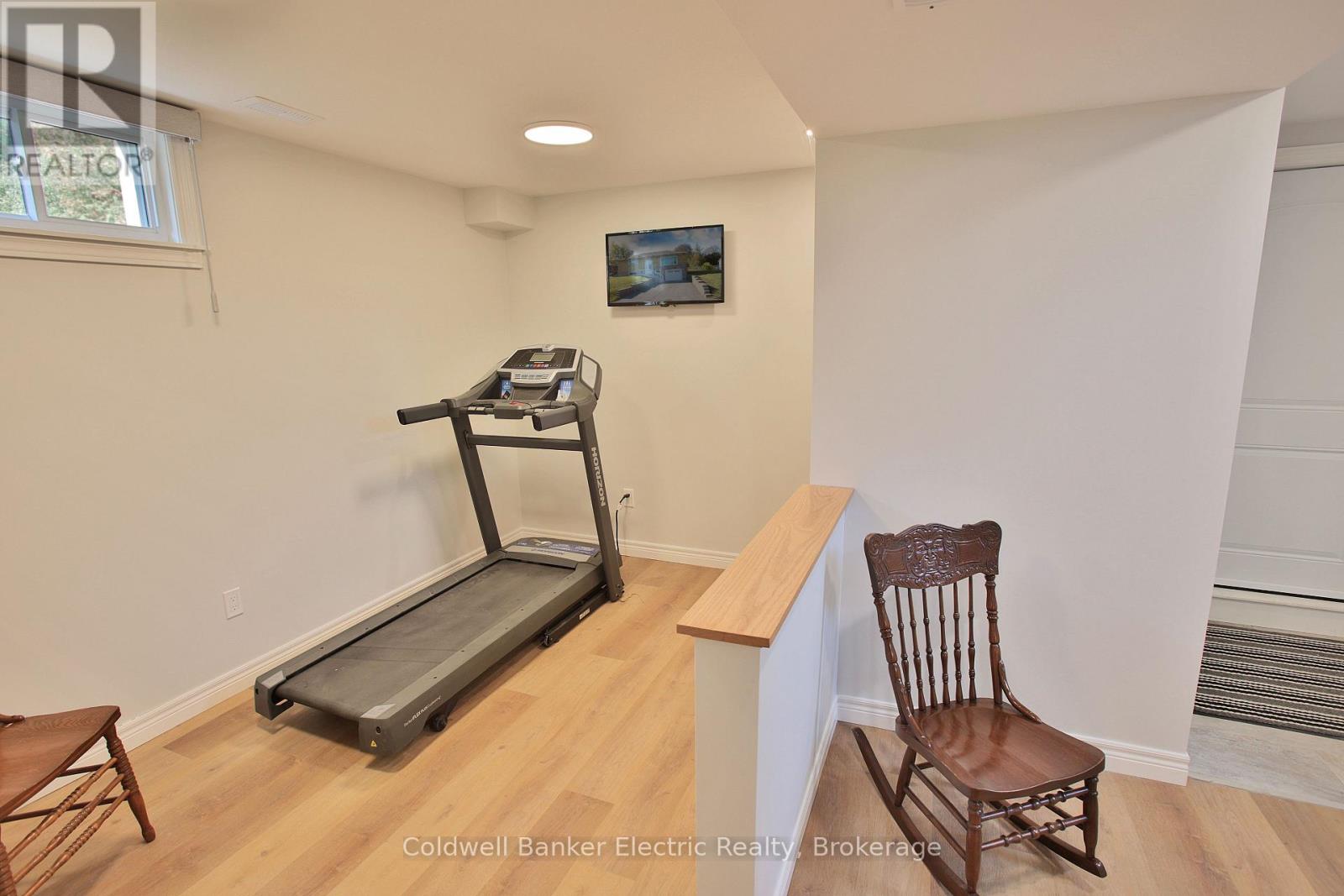 282 Gifford Drive Property Photo 25