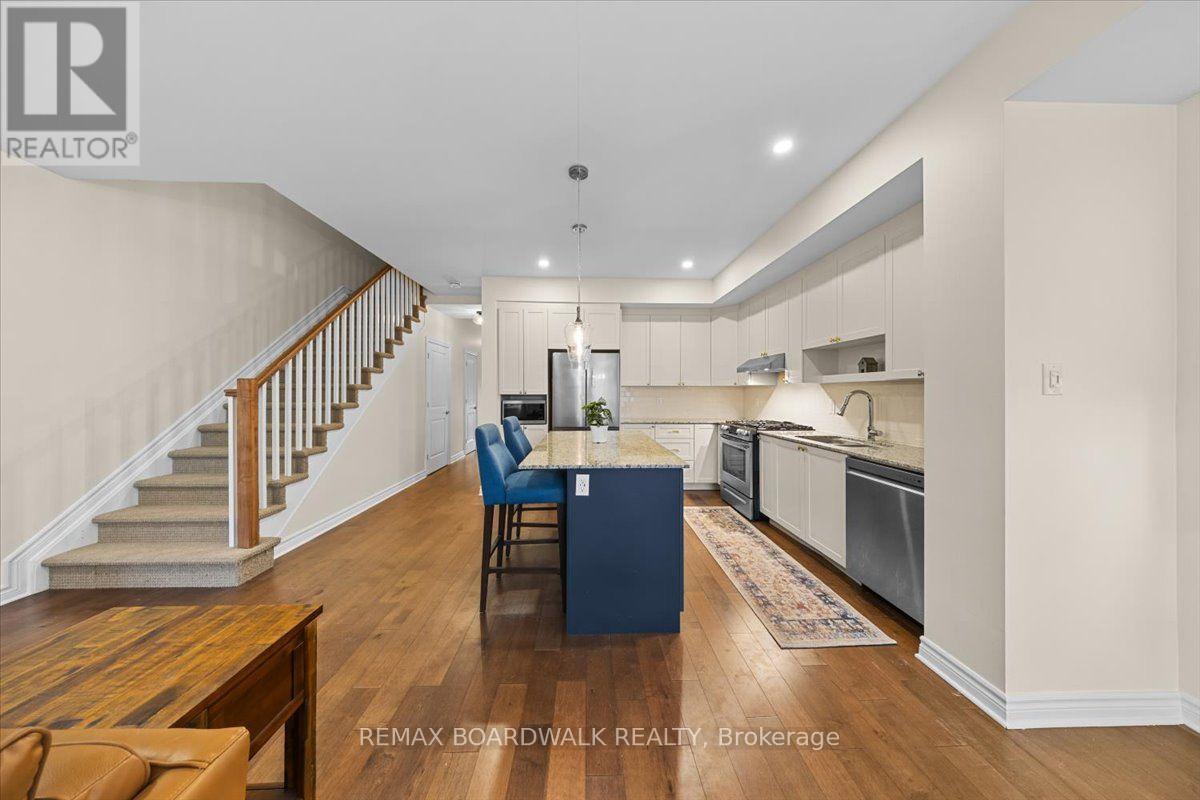 248 Munro Street Property Photo 7