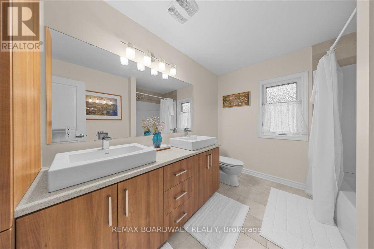248 Munro Street Property Photo 25