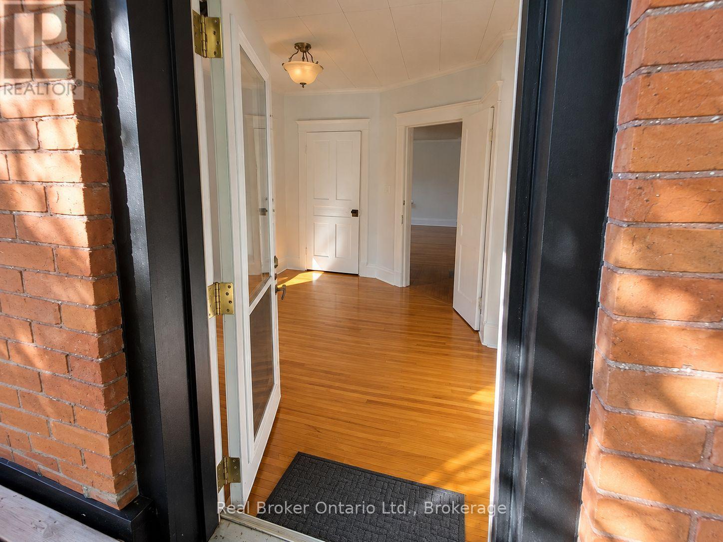 4 Cambria Street Property Photo 18