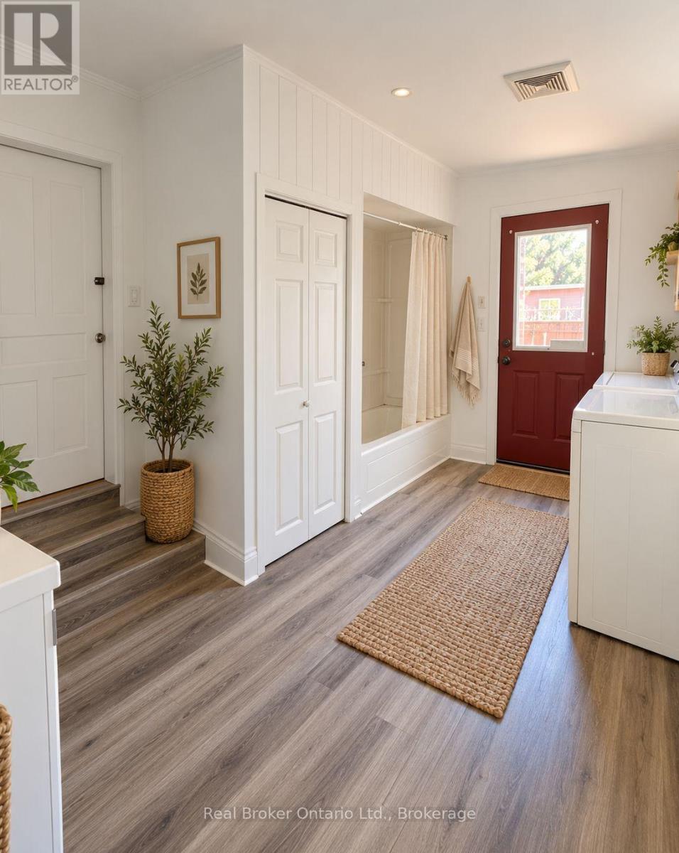 4 Cambria Street Property Photo 24