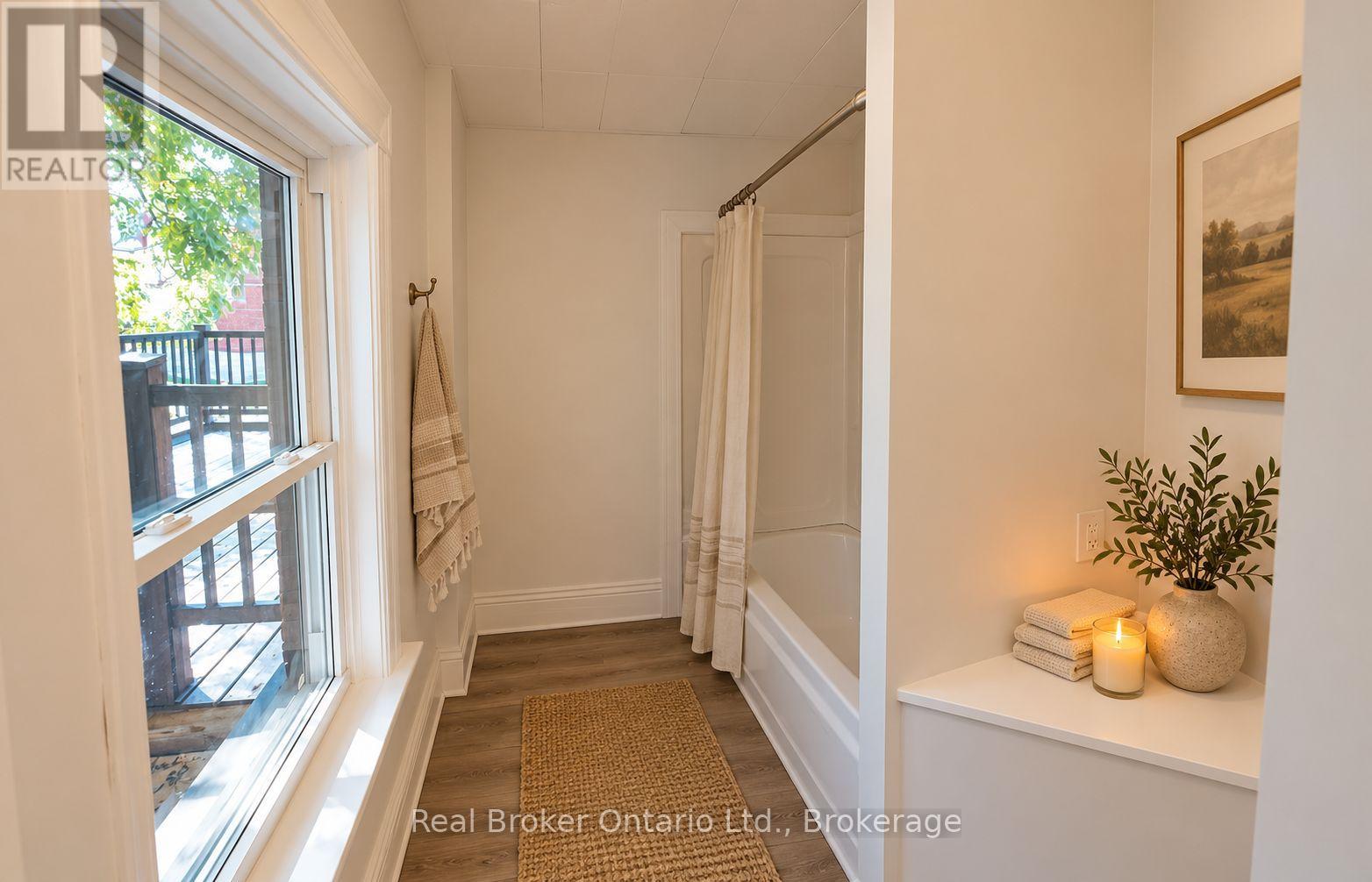 4 Cambria Street Property Photo 28