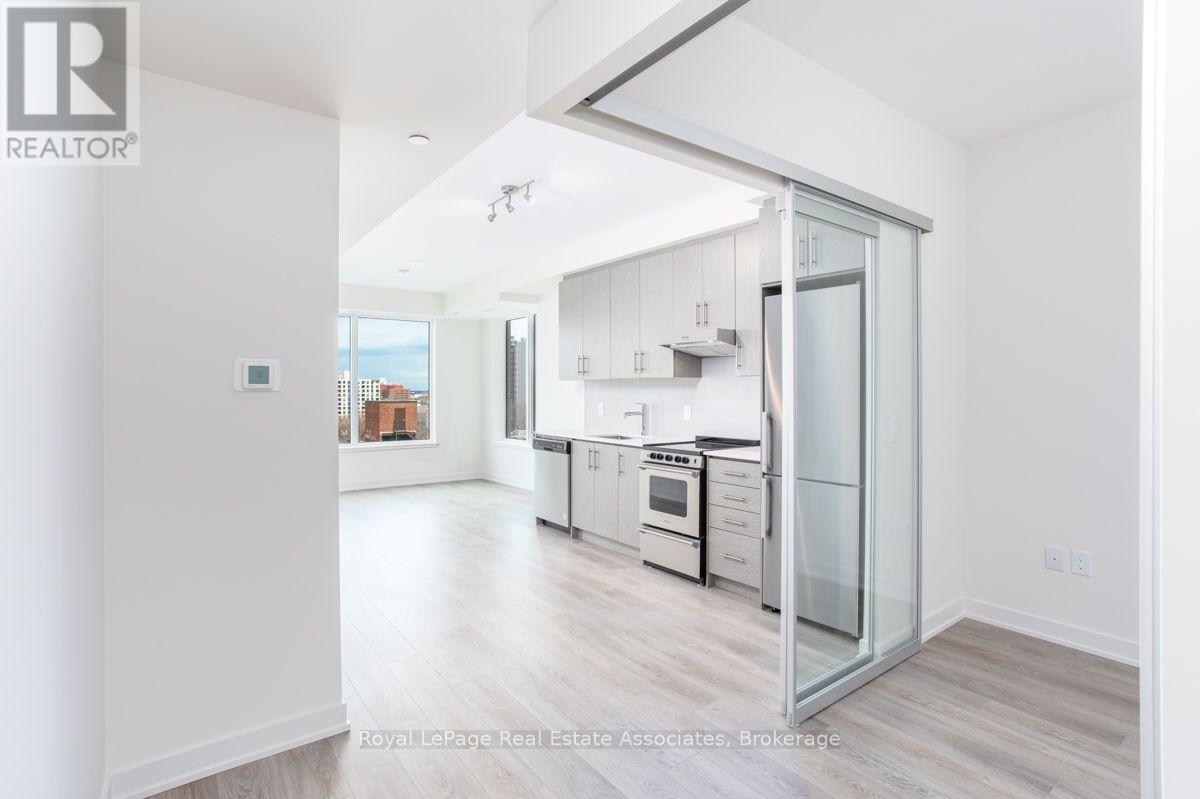 820 - 212 King William Street Property Photo 6