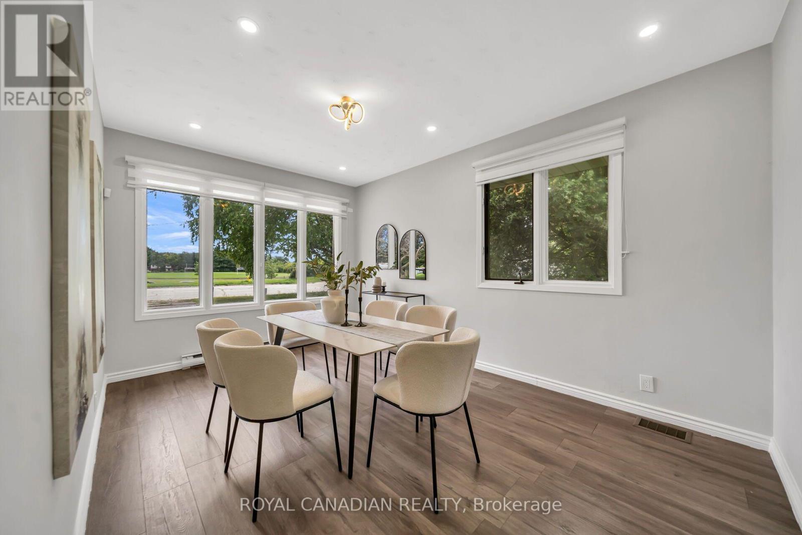 284 Cedar Crescent Property Photo 14