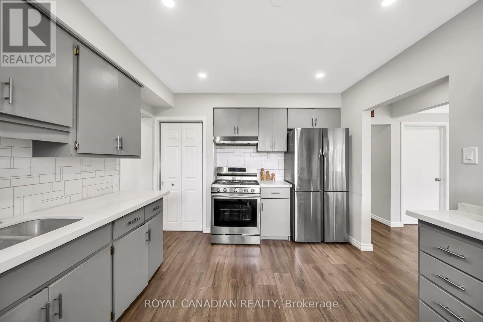 284 Cedar Crescent Property Photo 17