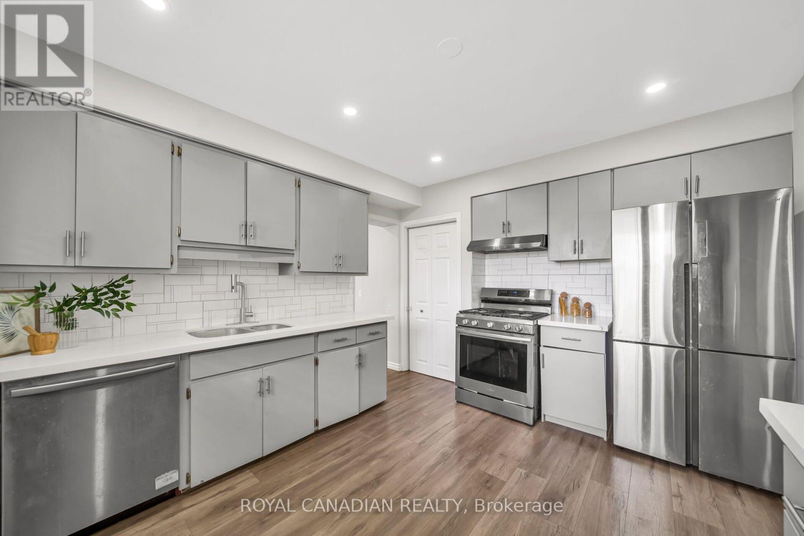 284 Cedar Crescent Property Photo 19